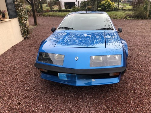 Alpine A310 Gr.5 Gitanes Rallye Rallye du Var 1976 OTTOMOBILE 1/18 OT545 - Collection Alpine A310 Gr.5 Gitanes Rallye Rallye du Var 1976 OTTOMOBILE 1/18 OT545 - Collection