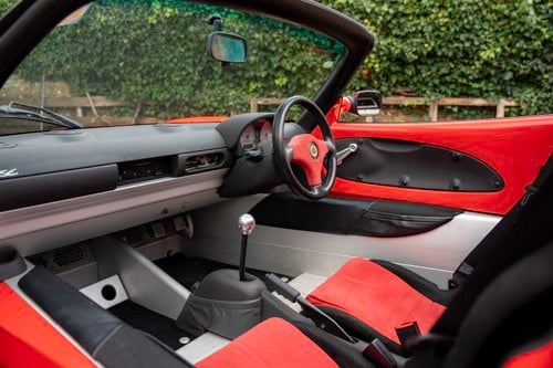 2000 Lotus Elise Series 1 Sport 160 SVA zum Verkauf (Bild 4 von 198)
