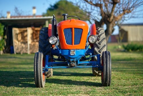 1961-62 Lamborghini 3352R (Pre 2R) In vendita (immagine 5 di 32)