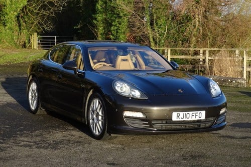 2010 Porsche Panamera 4S 4.8 V8 In vendita (immagine 1 di 192)