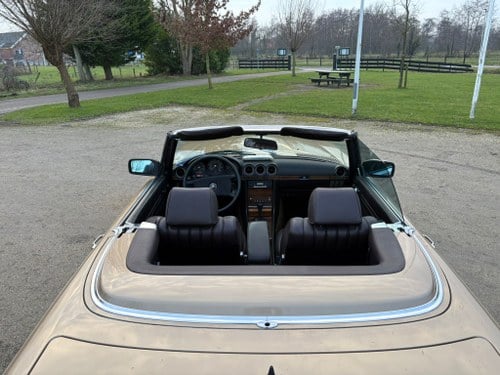 1983 Mercedes-Benz 380 SL (R107) En venta (imagen 33 de 77)