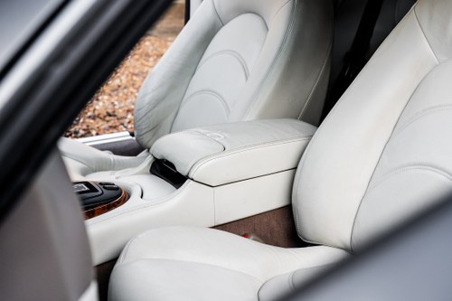 2002 Jaguar XKR Coupe à vendre (picture 32 of 152)