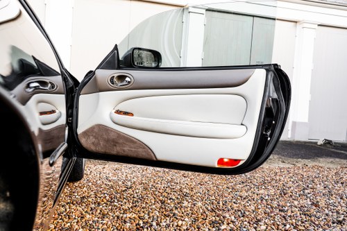 2002 Jaguar XKR Coupe à vendre (picture 38 of 152)