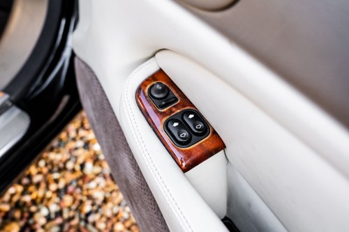 2002 Jaguar XKR Coupe à vendre (picture 39 of 152)