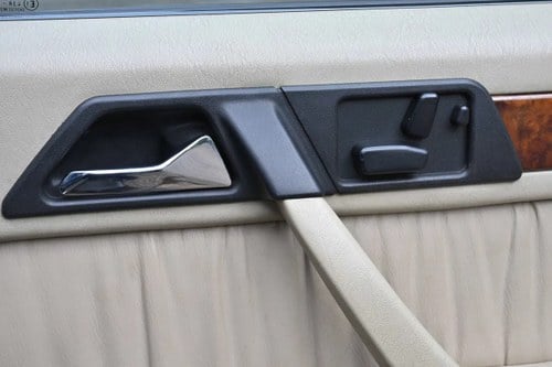 1993 Mercedes-Benz 300 CE W124 till salu (bild 16 av 110)