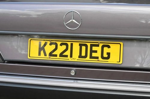 1993 Mercedes-Benz 300 CE W124 till salu (bild 40 av 110)