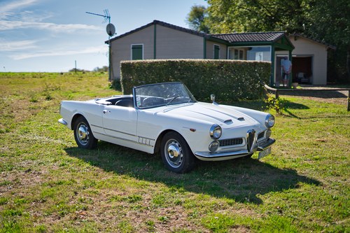 1960 Alfa Romeo Spider 2000 by Touring In vendita (immagine 1 di 120)