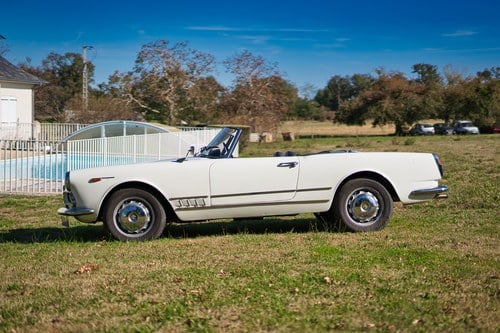 1960 Alfa Romeo Spider 2000 by Touring In vendita (immagine 20 di 120)