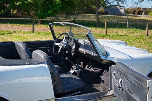 1960 Alfa Romeo Spider 2000 by Touring In vendita (immagine 45 di 120)