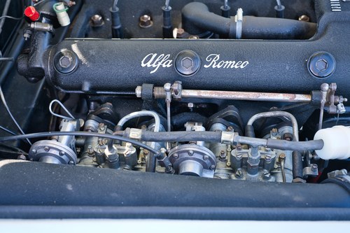 1960 Alfa Romeo Spider 2000 by Touring In vendita (immagine 105 di 120)