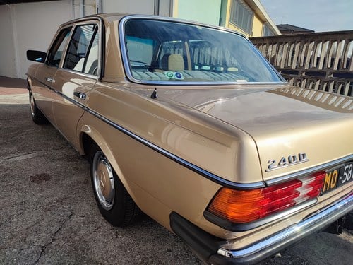 1983 Mercedes-Benz 240 D (W123) In vendita (immagine 19 di 126)