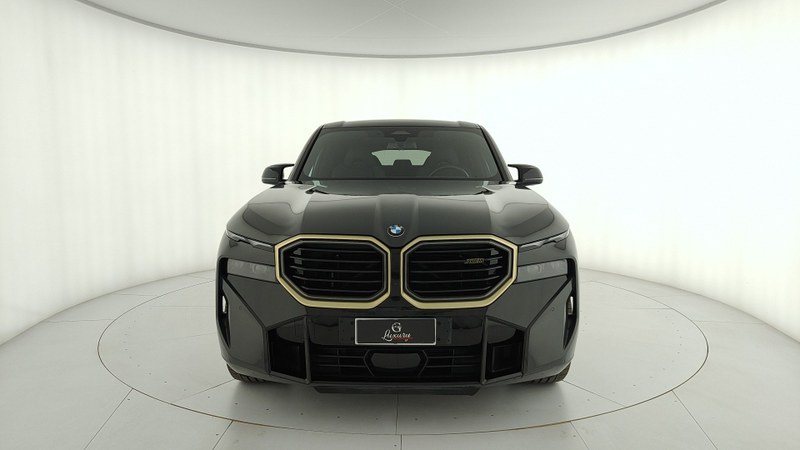 2024 BMW XM - 2 2024 BMW XM - 2