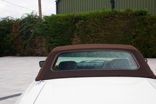 1989 Jaguar XJ-S Convertible till salu (bild 76 av 143)