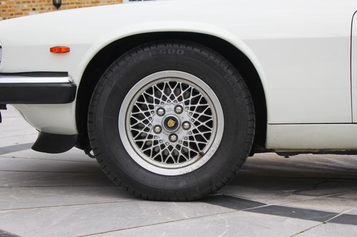 1989 Jaguar XJ-S Convertible till salu (bild 31 av 143)