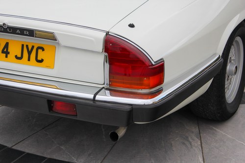 1989 Jaguar XJ-S Convertible till salu (bild 101 av 143)