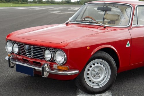 1973 Alfa Romeo 2000 GTV Tipo 105 For Sale (picture 21 of 47)