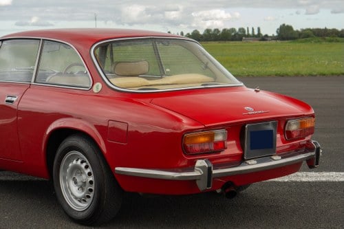 1973 Alfa Romeo 2000 GTV Tipo 105 For Sale (picture 34 of 47)