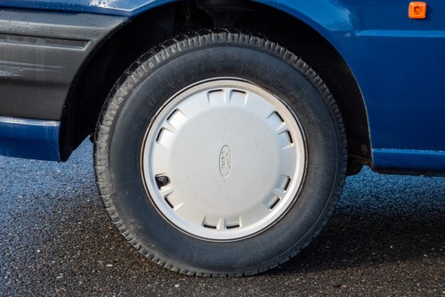 1990 Ford Fiesta Mk3 1L Bonus In vendita (immagine 10 di 197)