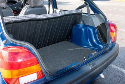 1990 Ford Fiesta Mk3 1L Bonus In vendita (immagine 99 di 197)