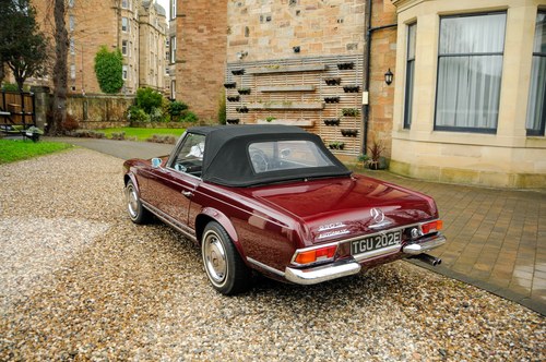 1967 Mercedes-Benz W113 230SL 2.8-litre Automatic till salu (bild 45 av 159)