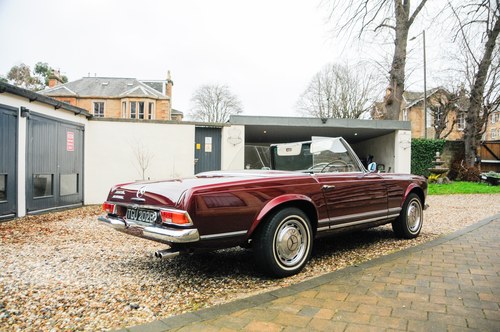 1967 Mercedes-Benz W113 230SL 2.8-litre Automatic till salu (bild 25 av 159)