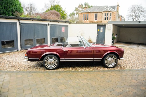 1967 Mercedes-Benz W113 230SL 2.8-litre Automatic till salu (bild 3 av 159)