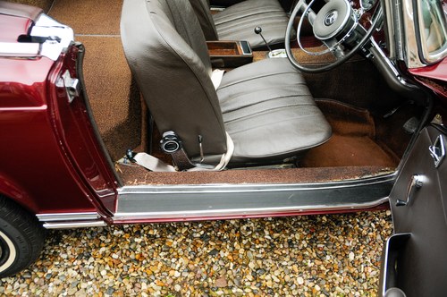 1967 Mercedes-Benz W113 230SL 2.8-litre Automatic till salu (bild 44 av 159)