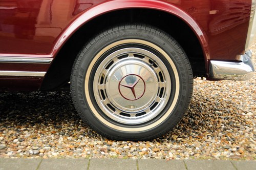 1967 Mercedes-Benz W113 230SL 2.8-litre Automatic till salu (bild 102 av 159)
