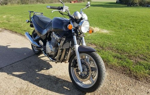 1991 Suzuki GSX 1100 À venda