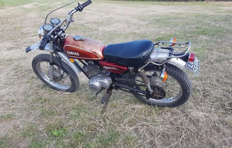 1975 Yamaha DT 125 - 2 1975 Yamaha DT 125 - 2