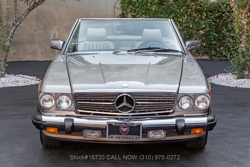 1987 Mercedes SL Class - 2 1987 Mercedes SL Class - 2