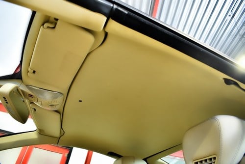 2009 Mercedes-Benz SL550 R230 till salu (bild 34 av 84)