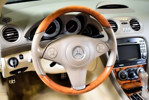 2009 Mercedes-Benz SL550 R230 till salu (bild 40 av 84)