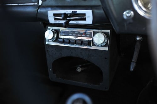 1963 Aston Martin DB4 Series V Vantage ‘Special Series’ Sports Saloon à venda (imagem 14 de 121)