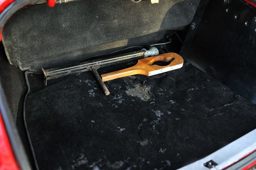 1963 Aston Martin DB4 Series V Vantage ‘Special Series’ Sports Saloon à venda (imagem 36 de 121)