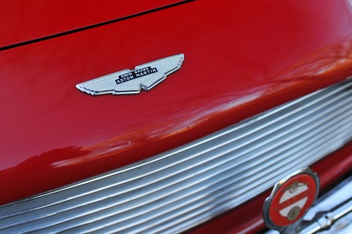 1963 Aston Martin DB4 Series V Vantage ‘Special Series’ Sports Saloon à venda (imagem 44 de 121)