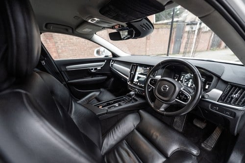 2018 Volvo V90 D5 Powerpulse AWD Auto à vendre (picture 38 of 125)