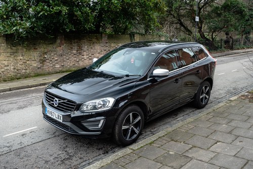 2017 Volvo XC60 R-Design For Sale (picture 1 of 136)