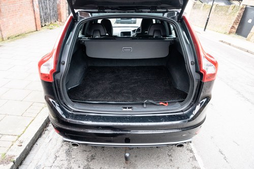 2017 Volvo XC60 R-Design For Sale (picture 77 of 136)