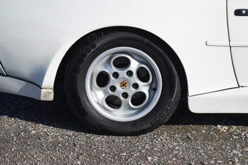 1986 Porsche 944 Lux till salu (bild 39 av 164)