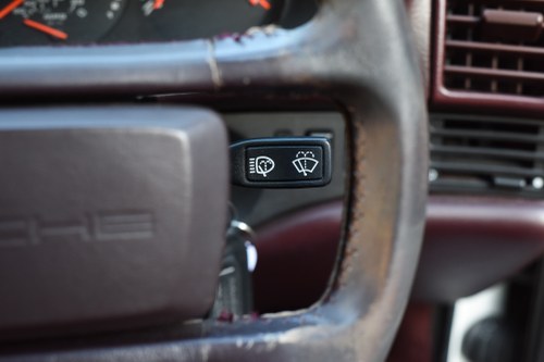 1986 Porsche 944 Lux till salu (bild 37 av 164)