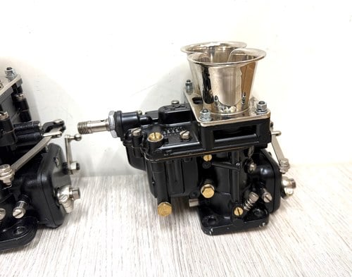3x Weber 40DCL6 Carburettors For Sale (picture 17 of 25)