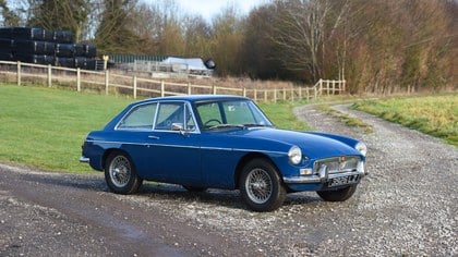 MG MGB GT