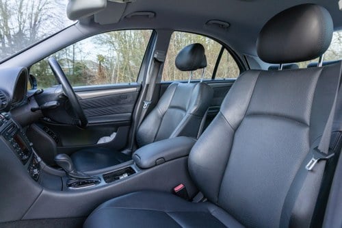 2004 Mercedes-Benz W203 C320 Avantgarde SE Automatic à vendre (picture 4 of 260)