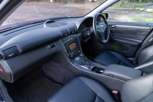 2004 Mercedes-Benz W203 C320 Avantgarde SE Automatic à vendre (picture 12 of 260)