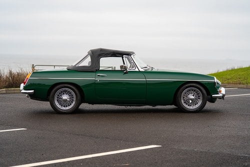 1967 MG MGB Roadster till salu (bild 10 av 108)
