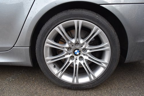 2006 BMW 5 Series 4.8 550i V8 M Sport Touring till salu (bild 13 av 90)