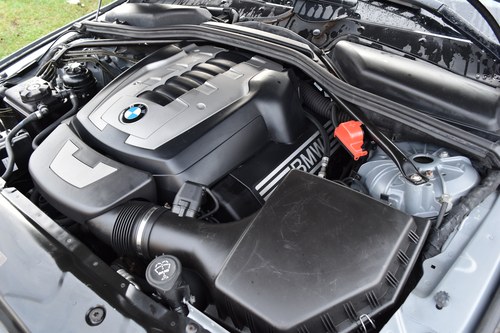 2006 BMW 5 Series 4.8 550i V8 M Sport Touring till salu (bild 71 av 90)