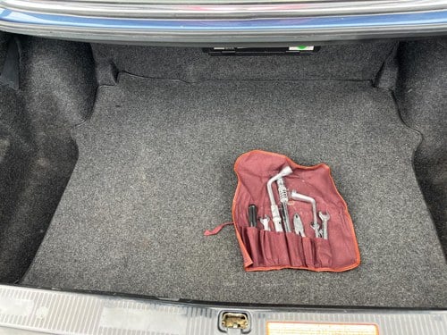 1989 Mercedes-Benz W126 300SE For Sale (picture 69 of 83)