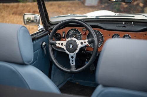 1973 Triumph TR6 LHD till salu (bild 27 av 183)